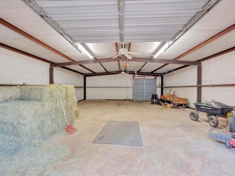 Photo of 338 County Road 2041, Nacogdoches, TX 75965 (MLS # 47287519)