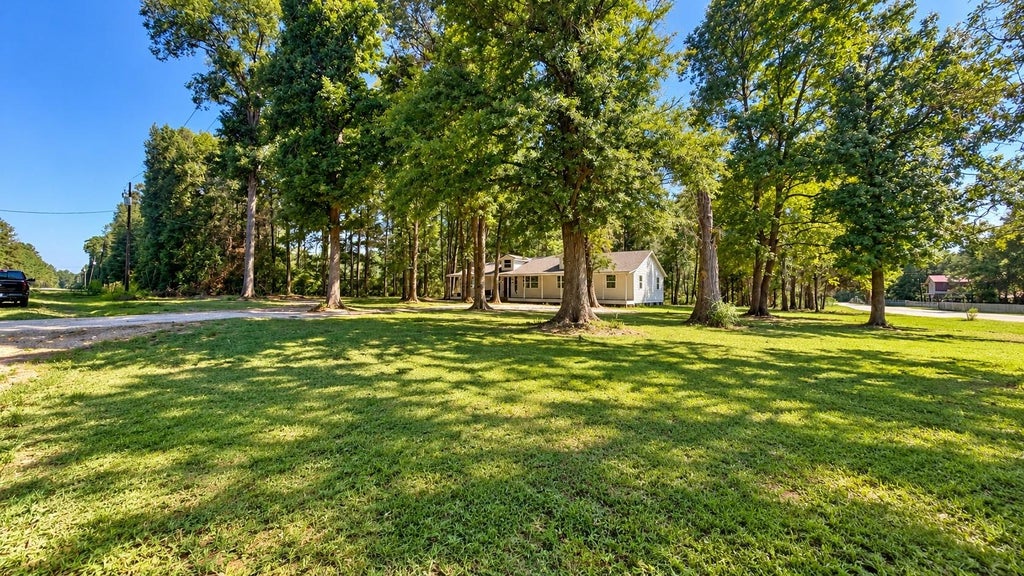 Photo of 181 Devin Road, Cleveland, TX 77328 (MLS # 81535156)