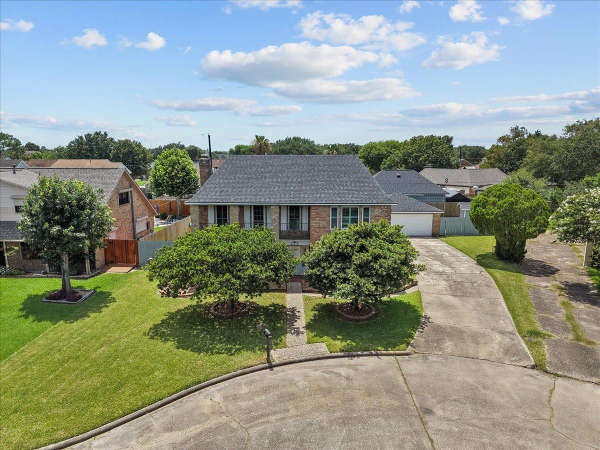 4205 Quaker Drive
