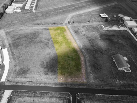 Vacant Land For Sale - 7679 Meteor Drive<br/> Austin County, Sealy, TX 77474