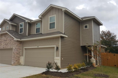 Photo of 162 Parkgate #A, Conroe, TX 77304 (MLS # 69816382)