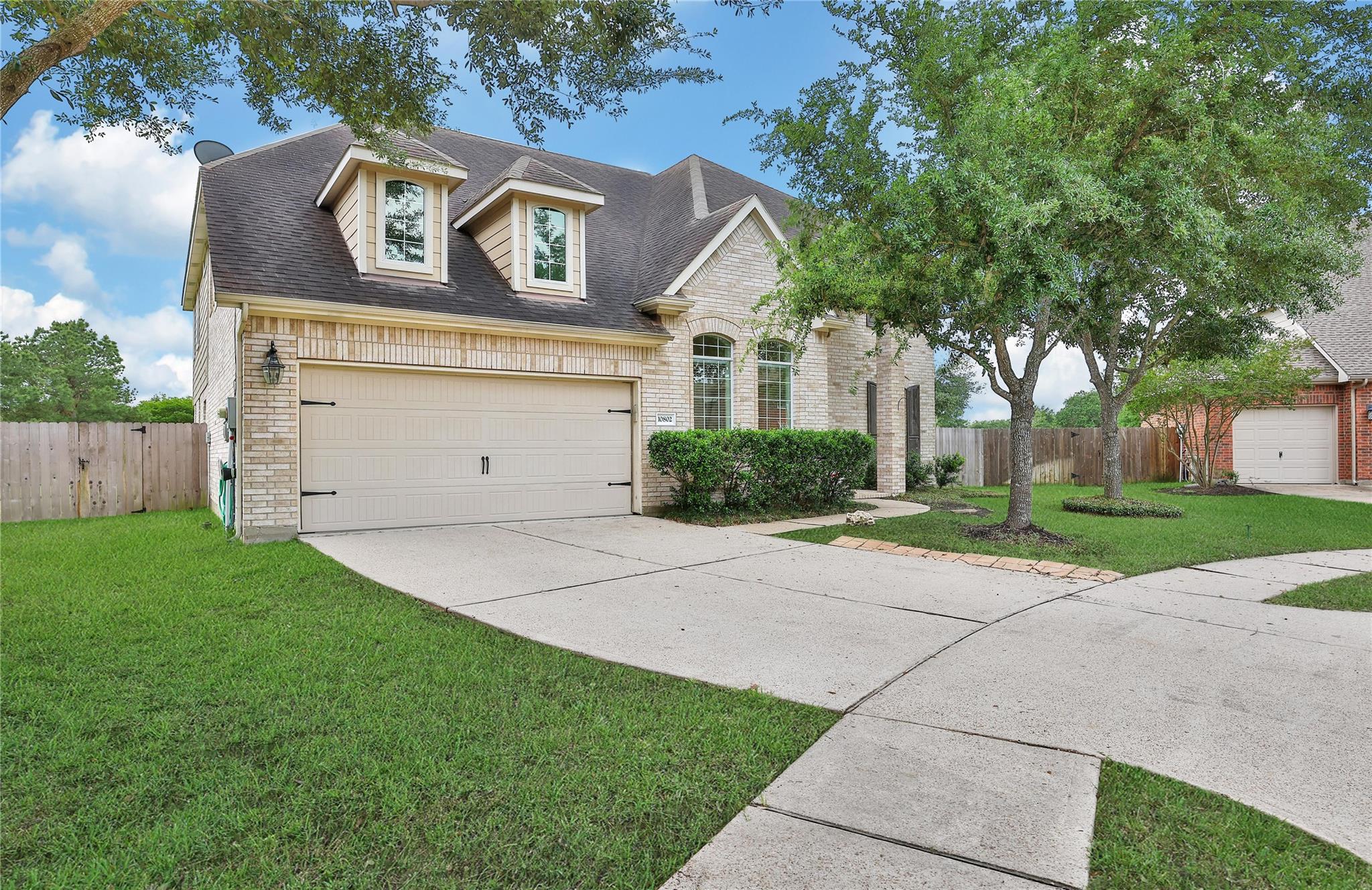 10802 Lake Raven Court