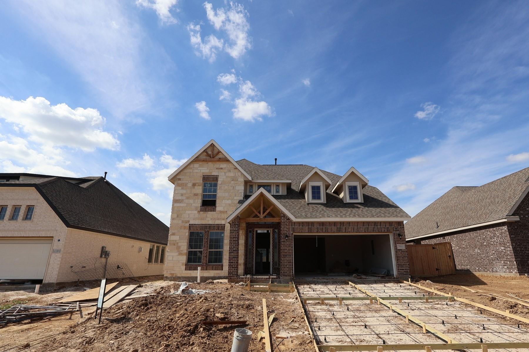 21907 Iris Colony Drive