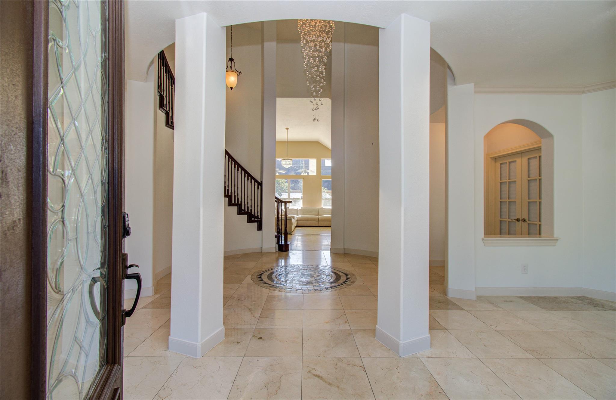 6423 Oakmont Creek Drive