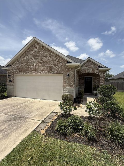 Homes For Sale - 31811 Wellington Pass<br/> Fort Bend County, Fulshear, TX 77441