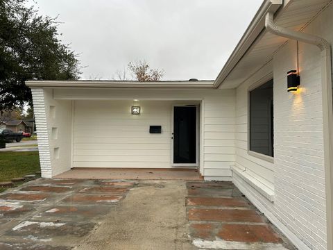 Photo of 12414 Ledger Lane, Houston, TX 77015 (MLS # 20062070)