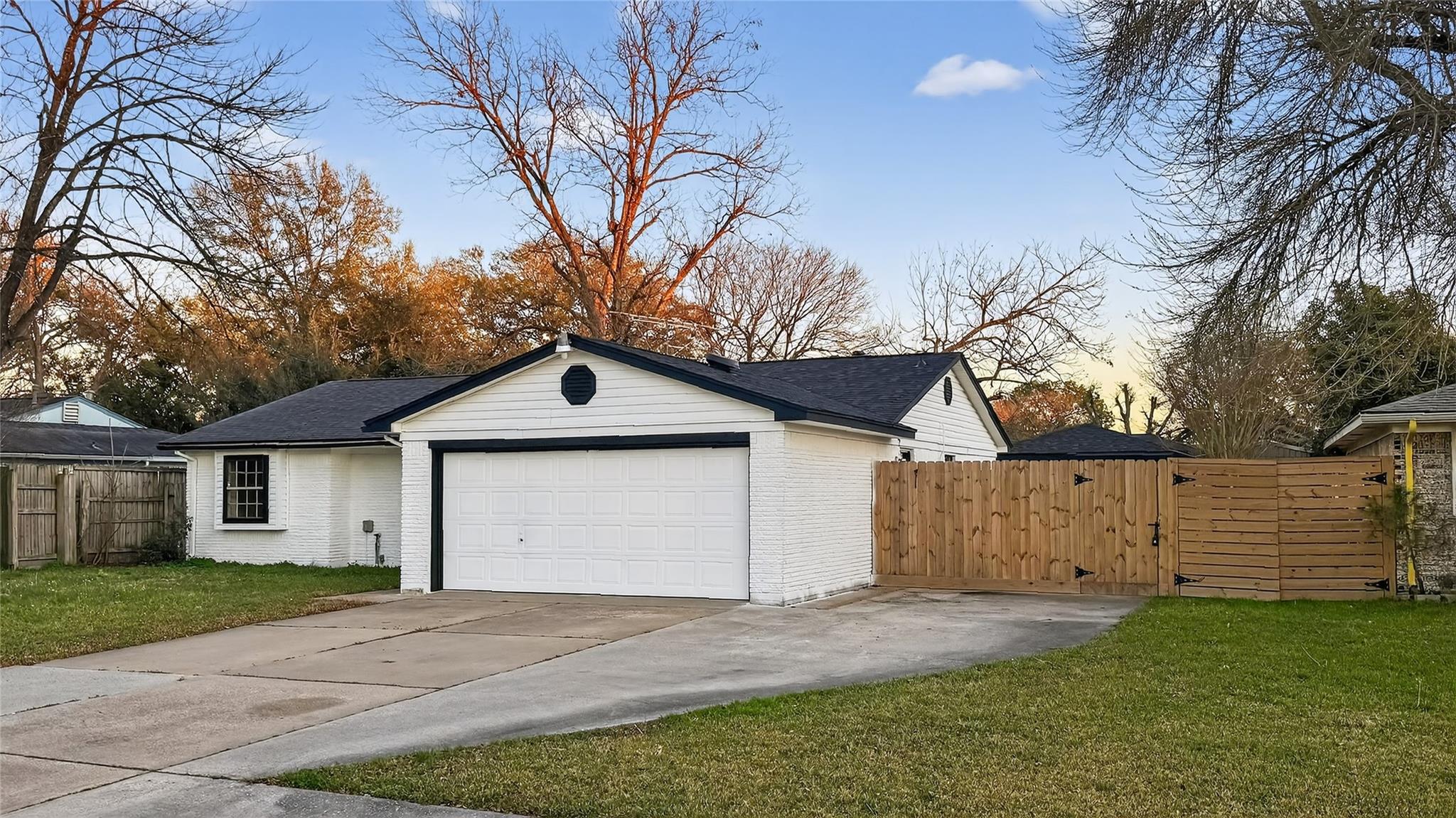 1307 Saddle Rock Drive