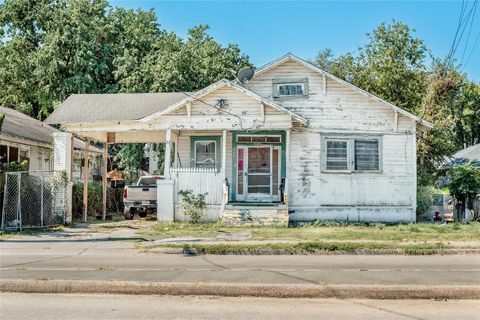 Photo of 2409 Fulton Street, Houston, TX 77009 (MLS # 5298852)