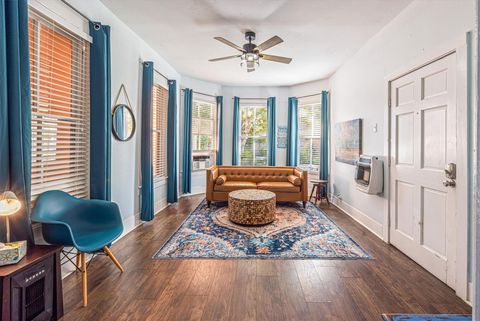 Tiny photo for 1904 Avenue N, Galveston, TX 77550 (MLS # 60045253)