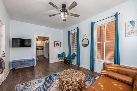 Tiny photo for 1904 Avenue N, Galveston, TX 77550 (MLS # 60045253)