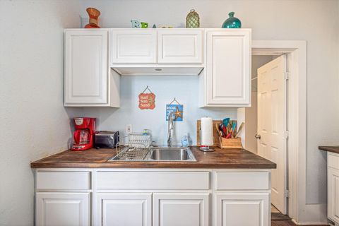 Tiny photo for 1904 Avenue N, Galveston, TX 77550 (MLS # 60045253)