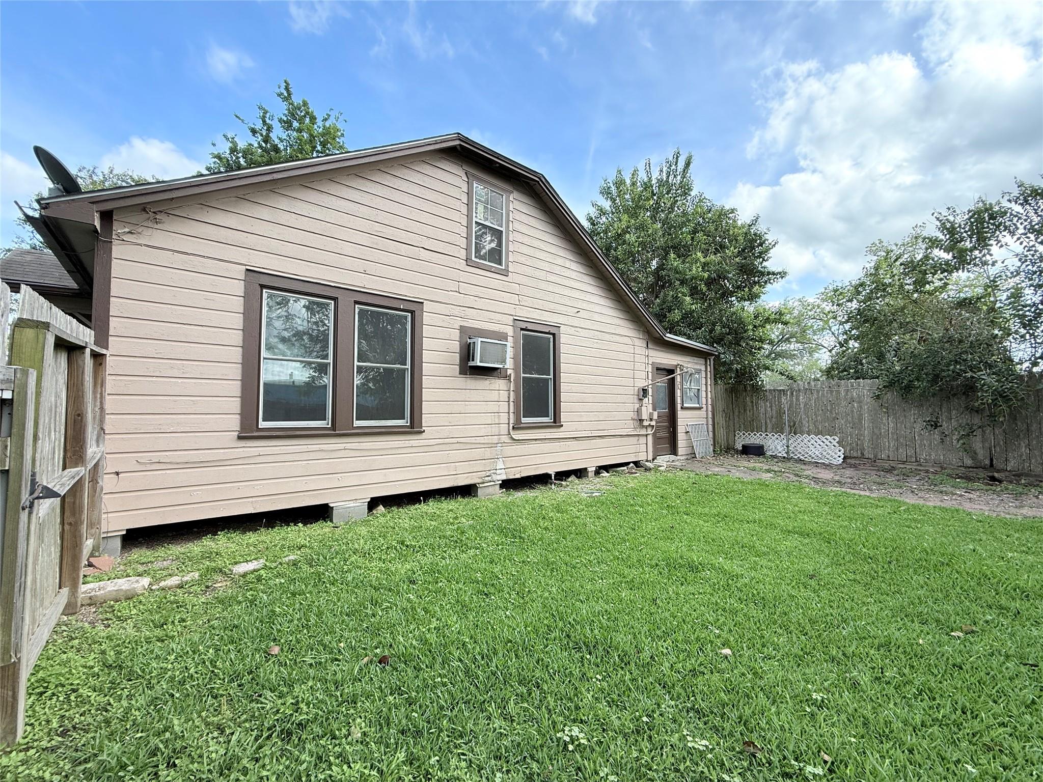 507 N Orange Street