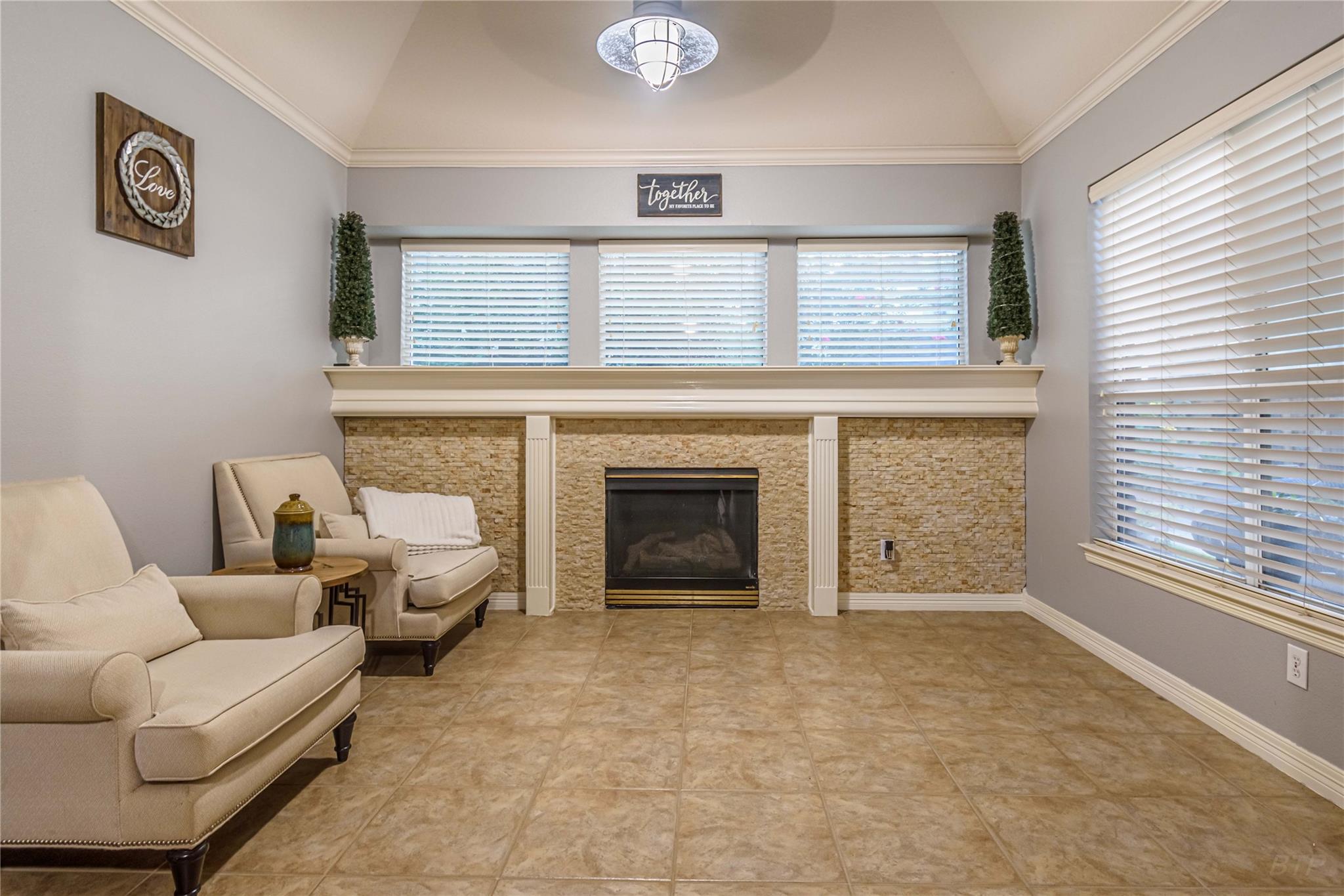 3415 S Ripples Court