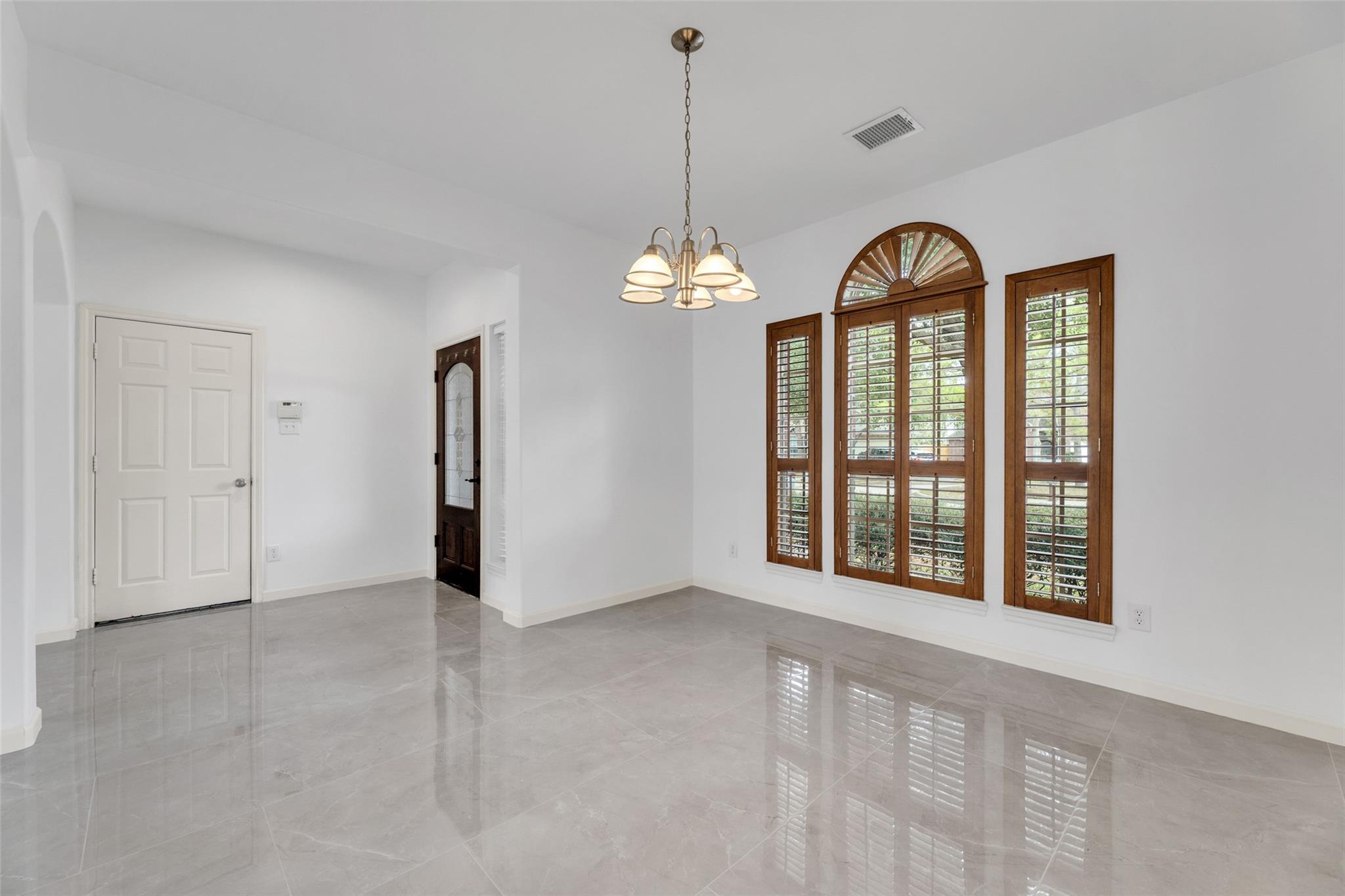 24523 Rathford Court