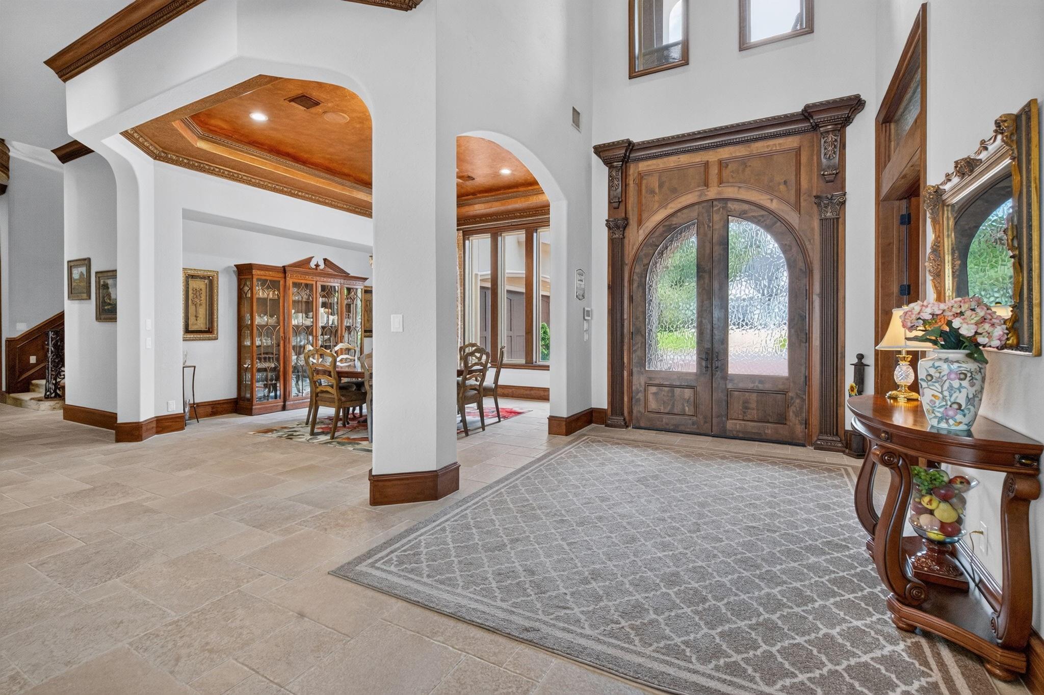 116 W Shore Lane