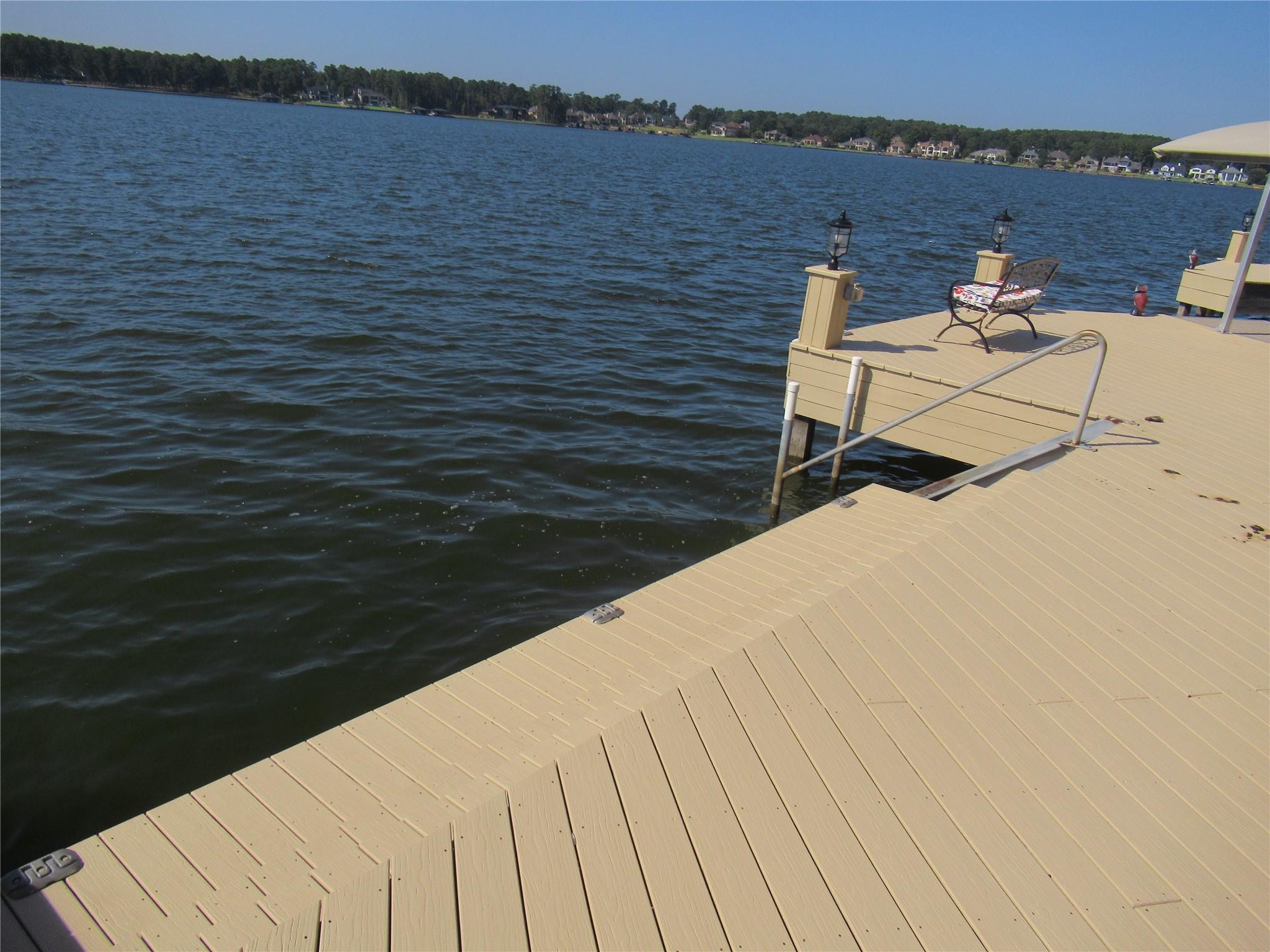 116 W Shore Lane