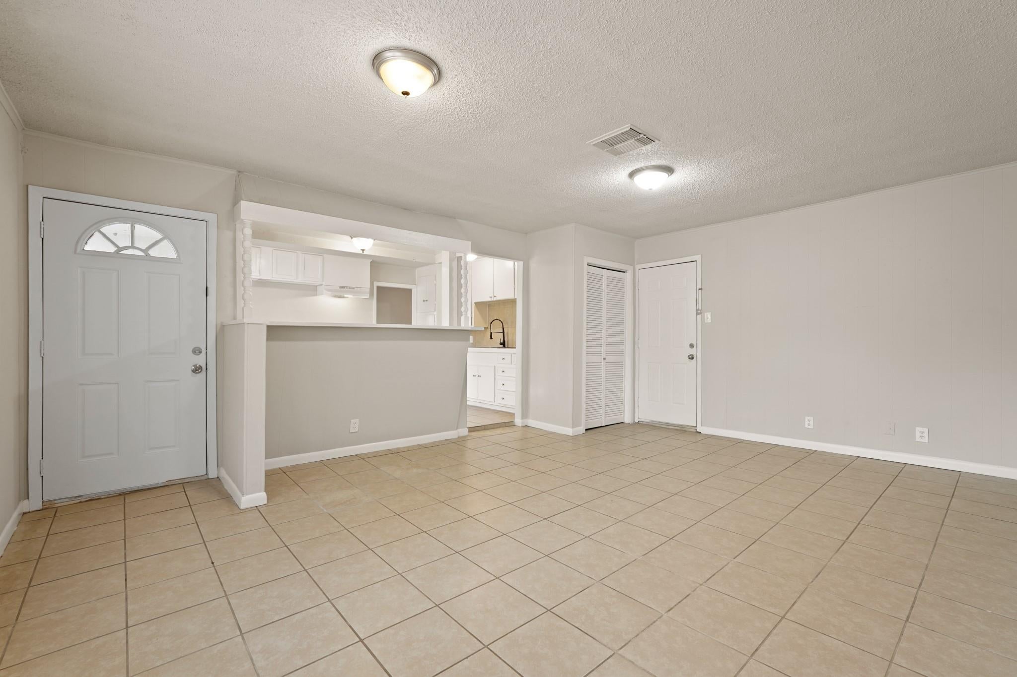 2406 Pomona Drive