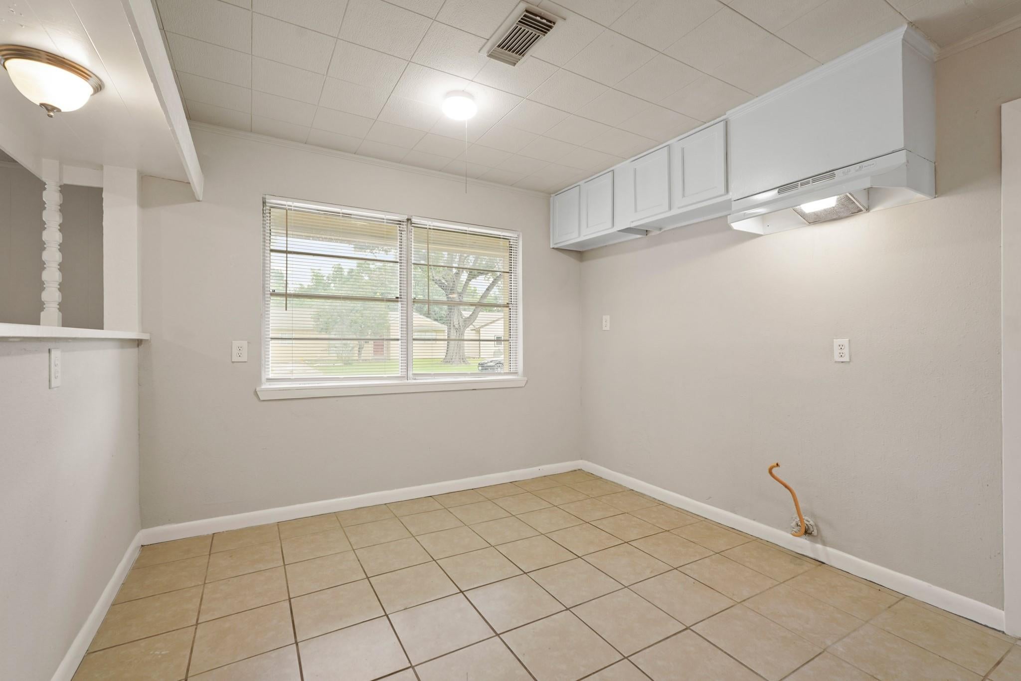 2406 Pomona Drive