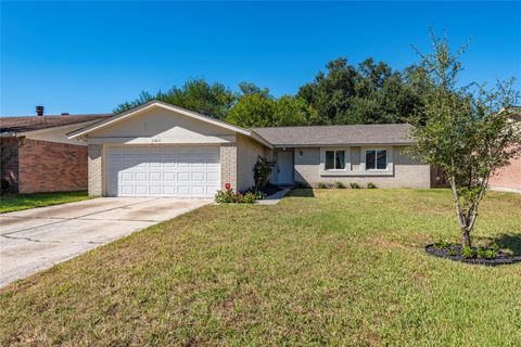 Photo of 11611 Old Telegraph Road, Houston, TX 77067 (MLS # 6021921)