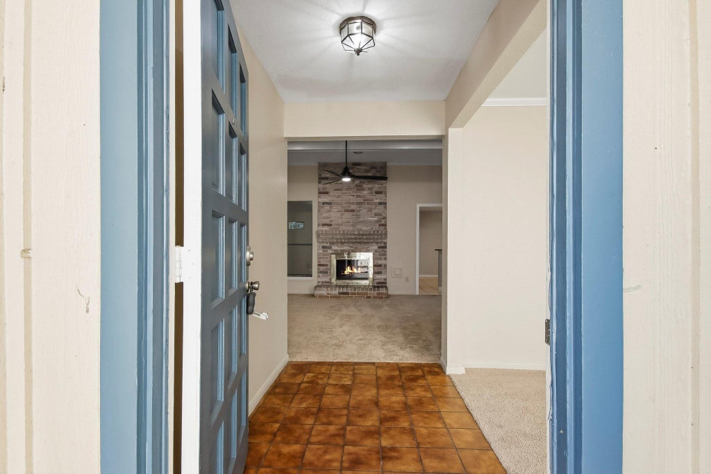 Photo of 8807 Lakeside Forest Drive, Houston, TX 77088 (MLS # 43610447)