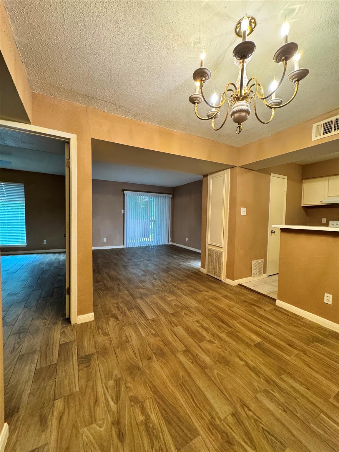 8201 Richmond 12