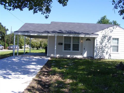 Photo of 4725 Maggie Street, Houston, TX 77033 (MLS # 24475889)