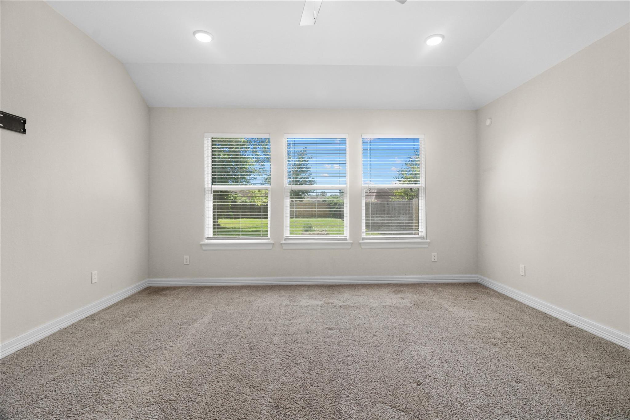 1208 Henderson Road