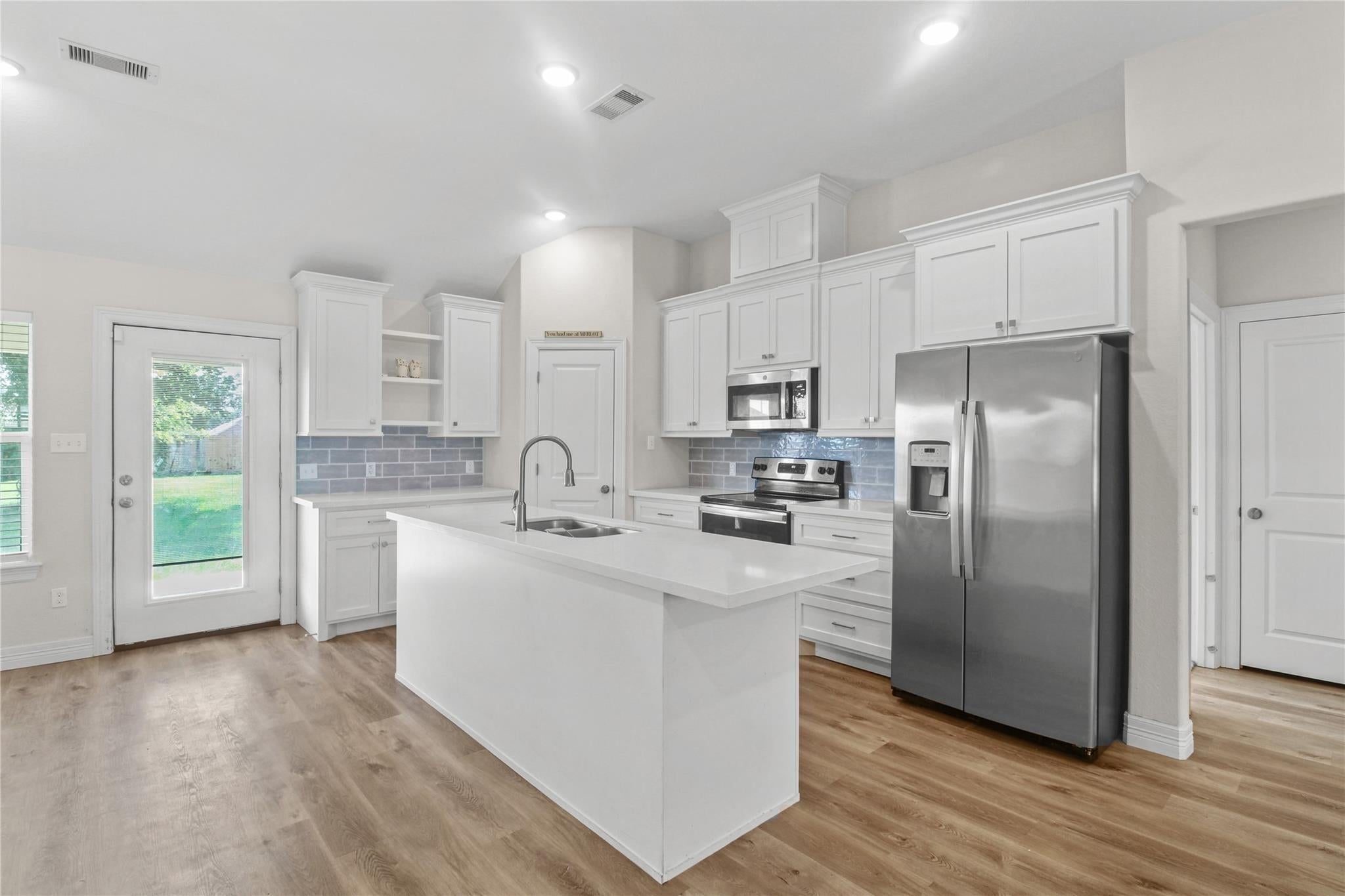 1208 Henderson Road