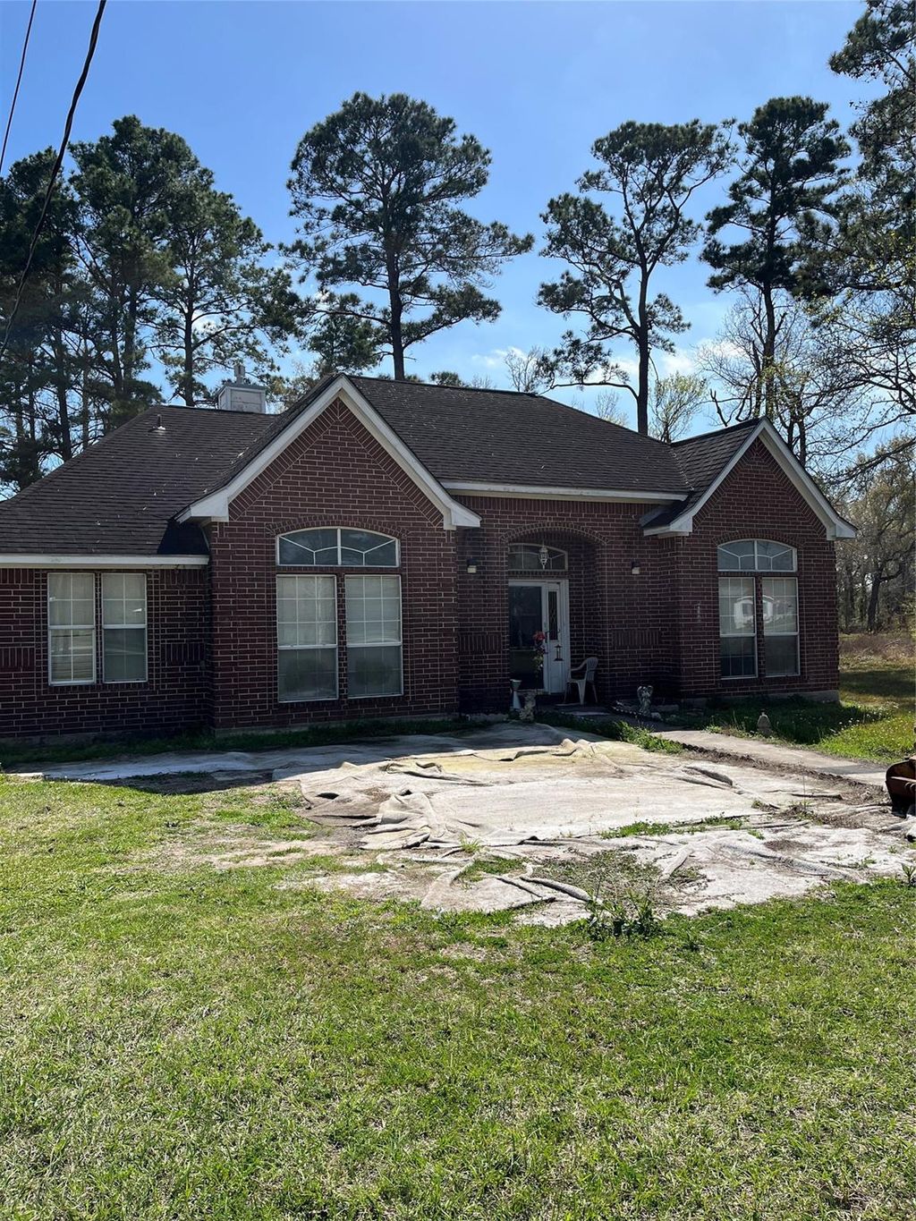 Photo of 320 Commerce Lane, Highlands, TX 77562 (MLS # 25250458)