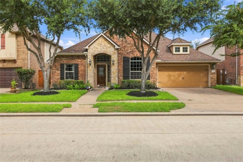 Homes For Rent - 17915 Creek Bluff Lane<br/> Cypress, TX 77433
