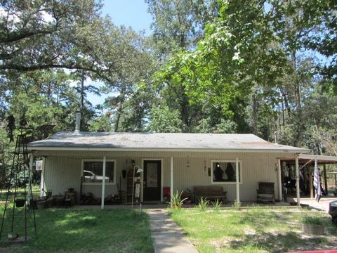 Photo of 52 Fm 405 Road, Huntsville, TX 77320 (MLS # 44972128) Photo of 52 Fm 405 Road, Huntsville, TX 77320 (MLS # 44972128)