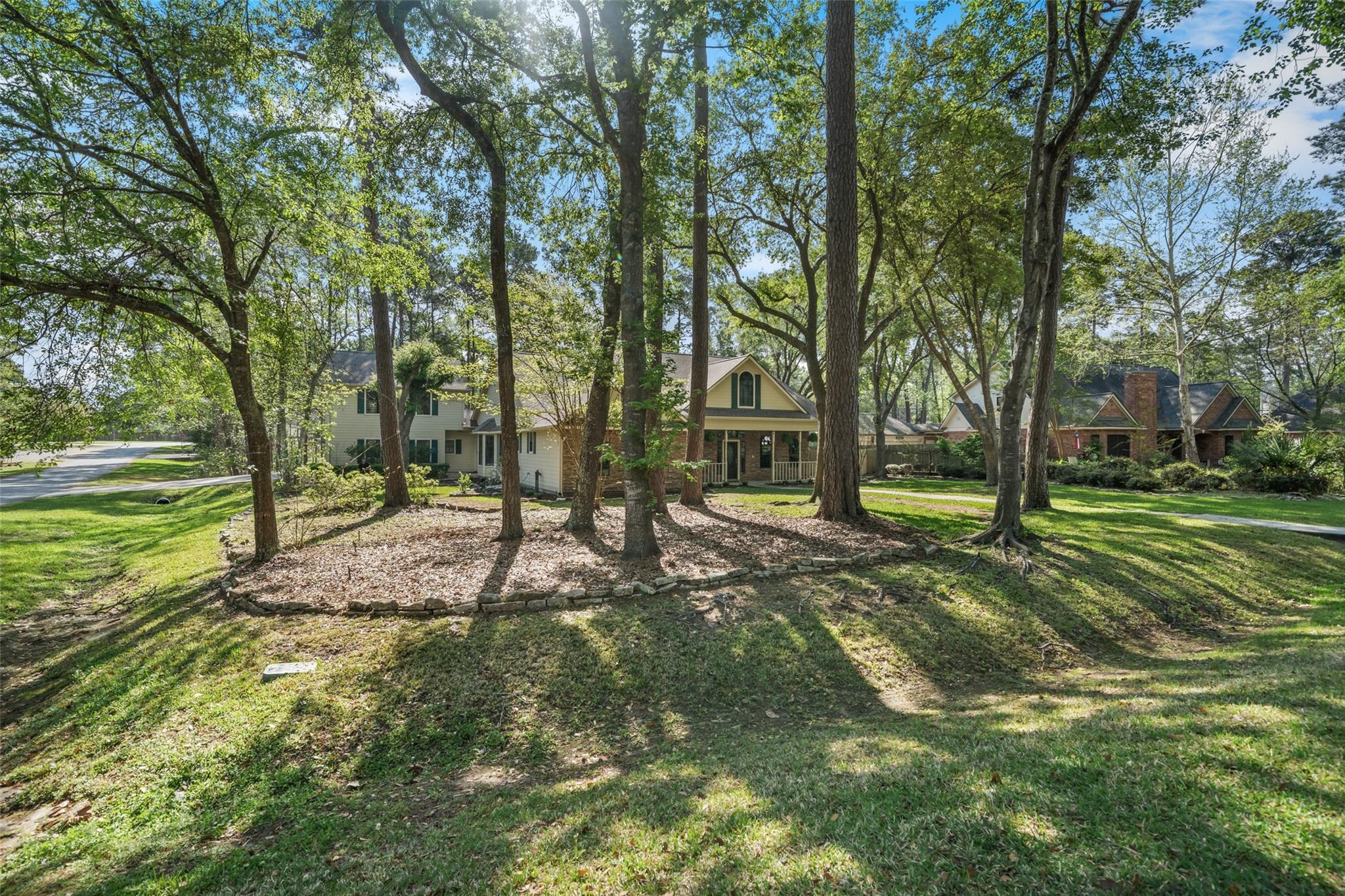 2400 Hollowbrook Lane