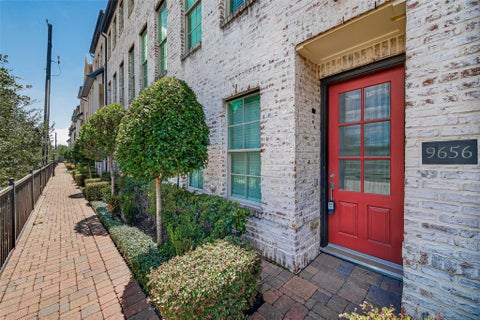 Photo of 9656 Knight Road, Houston, TX 77045 (MLS # 88662068)