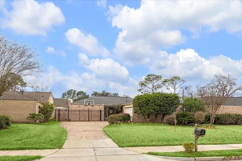 Tiny photo for 1306 S Kirkwood Road, Houston, TX 77077 (MLS # 17800324)