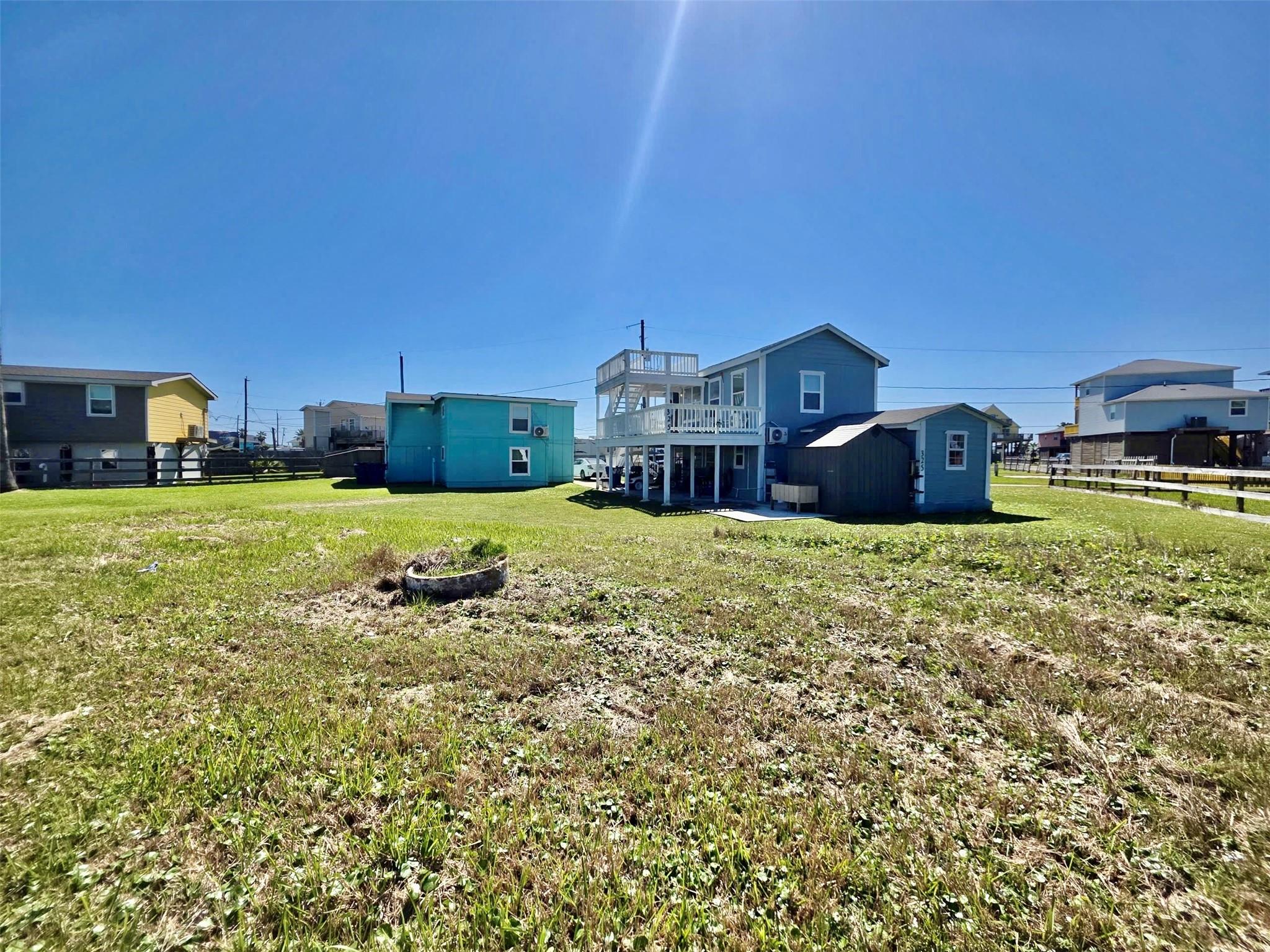 325 Texas Street