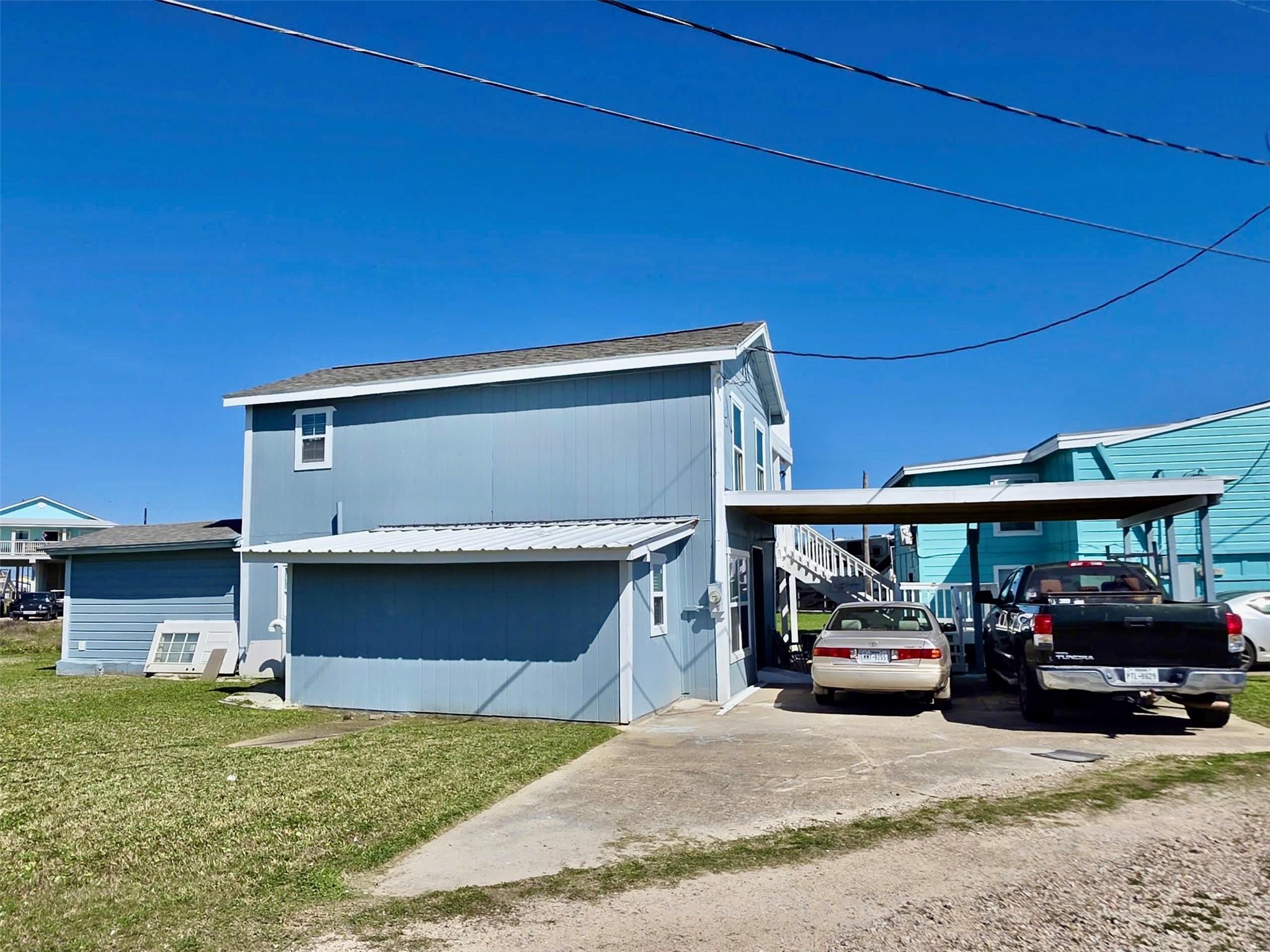325 Texas Street