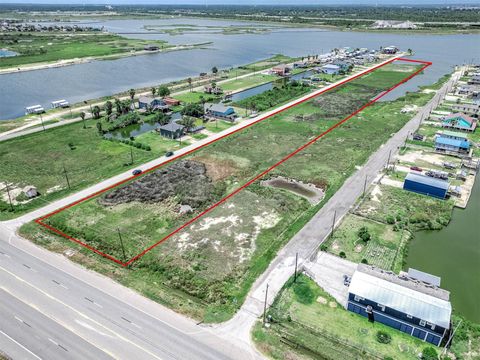 Vacant Land For Sale - 0000 Highway 6<br/> Hitchcock, TX 77563