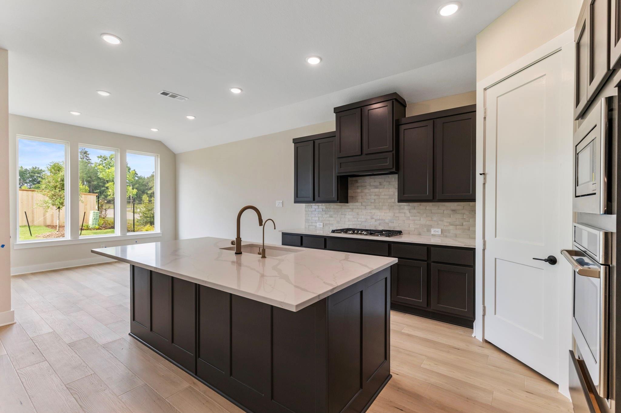 8143 Fenway Heights Dr