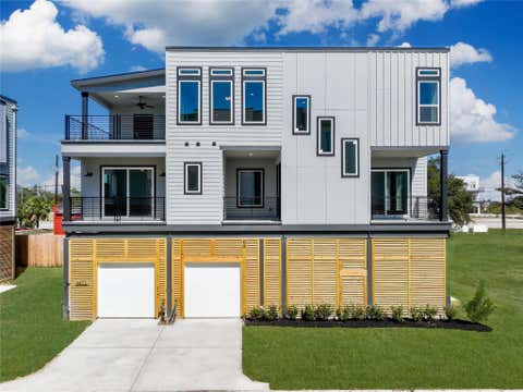 Photo of 4402 Anthony Court Lane, Seabrook, TX 77586 (MLS # 94598065)