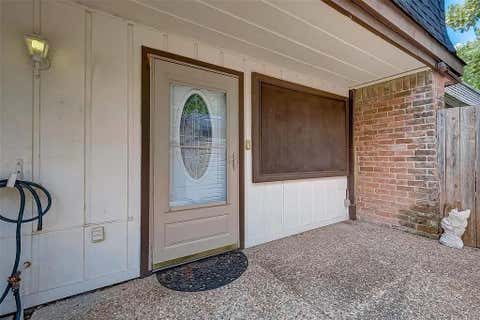Photo of 12054 Mighty Oak Drive #B, Houston, TX 77066 (MLS # 68363518)