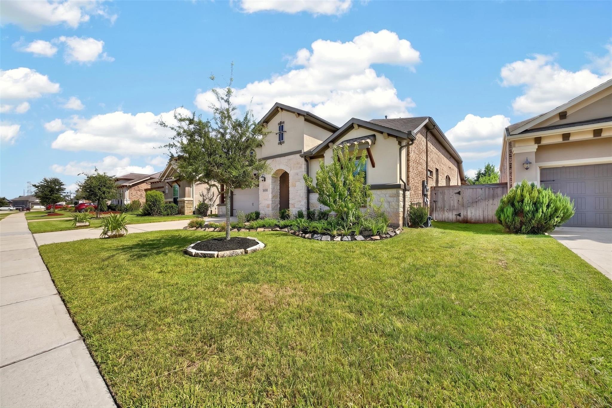 19839 View Park Lane