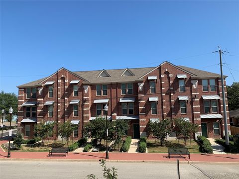 Photo of 300 Spruce Street, College Station, TX 77840 (MLS # 62268417)