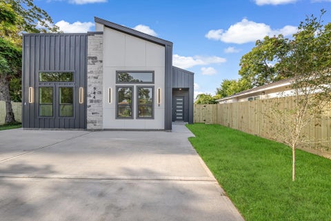 Photo of 944 Lucky Street, Houston, TX 77088 (MLS # 24744624)