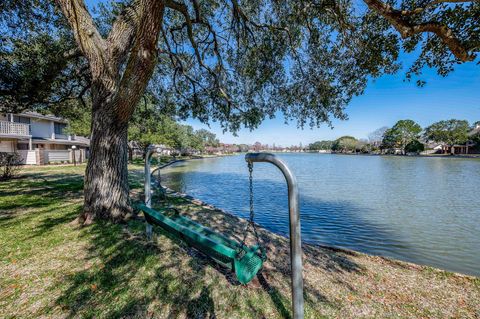 Photo of 2711 Grants Lake Boulevard #202, Sugar Land, TX 77479 (MLS # 52666735)
