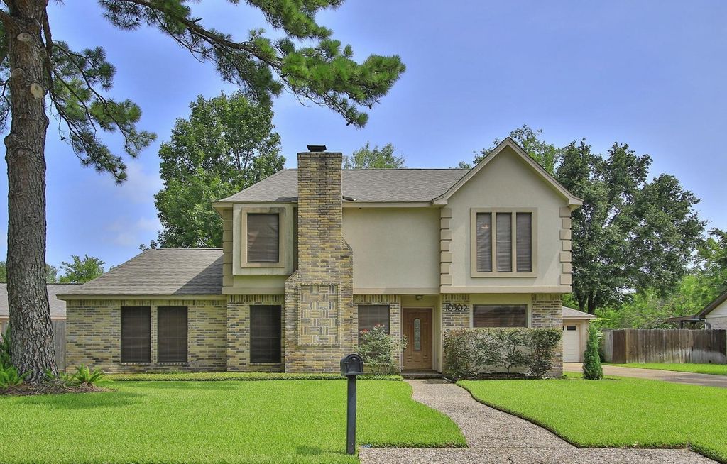 Photo of 10302 Great Plains Lane, Houston, TX 77064 (MLS # 87339732)