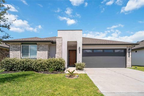 Photo of 7730 Robert Lane, Rosharon, TX 77583 (MLS # 52237009)