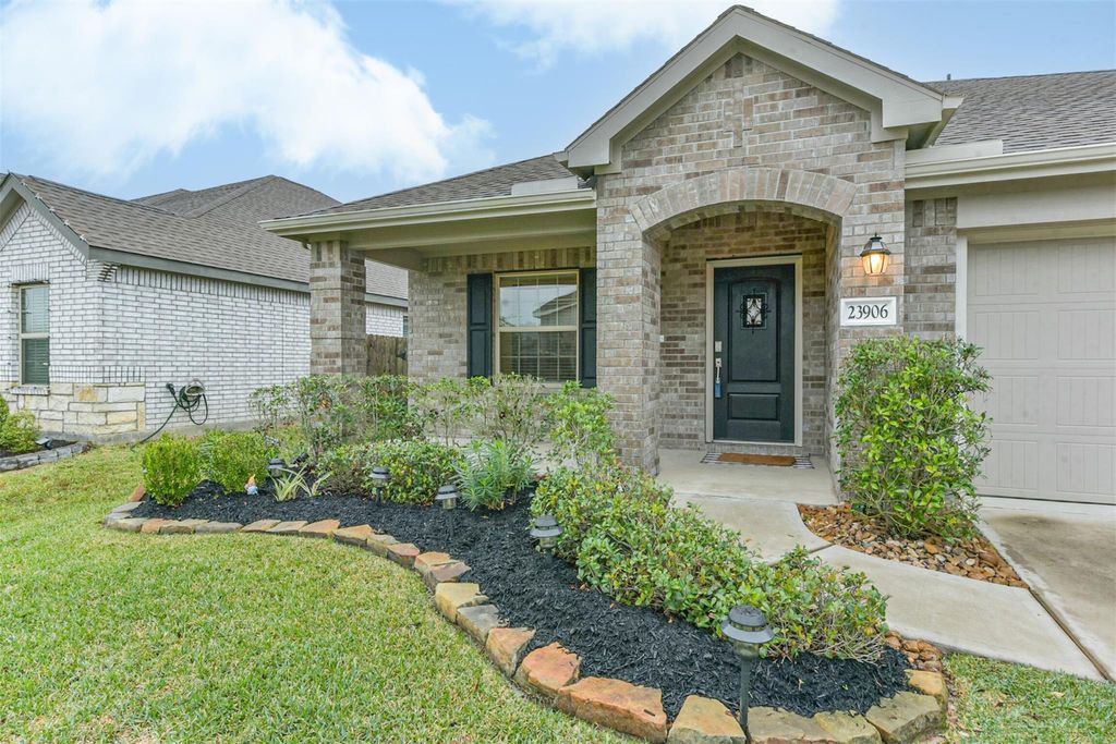 Photo of 23906 Olivenza Trail, New Caney, TX 77357 (MLS # 6391962)