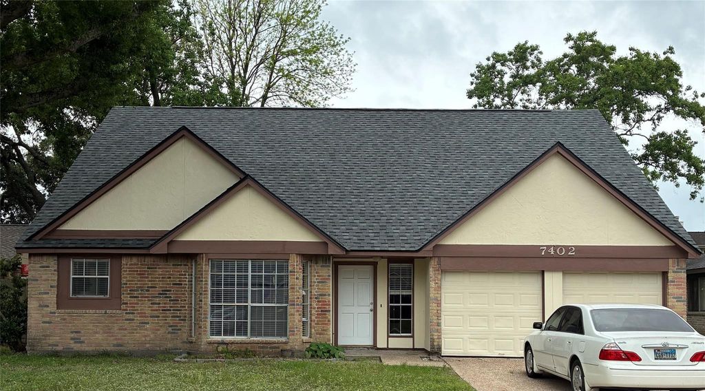 Photo of 7402 Thicket Trail Drive, Humble, TX 77346 (MLS # 22769025)