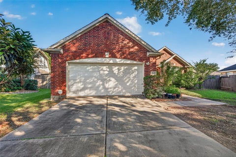 Photo of 14806 Fletcher Bridge Court, Sugar Land, TX 77498 (MLS # 18983509)