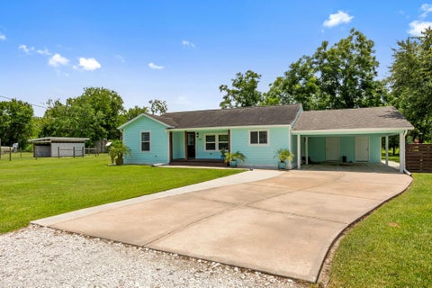 Homes For Sale - 5709 David Street<br/> Dickinson, TX 77539